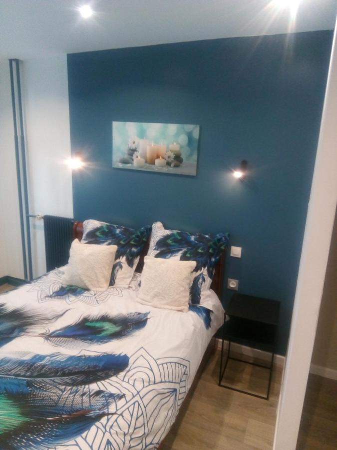 Studio 28m² au pied de la défense Courbevoie Extérieur photo